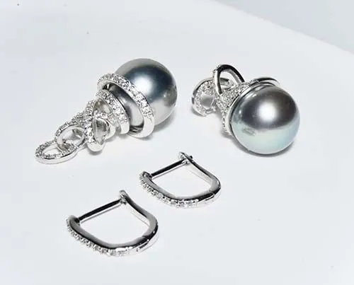 12mm-13mm Tahitian Pearl Luxurious & Versatile Dangle Earrings