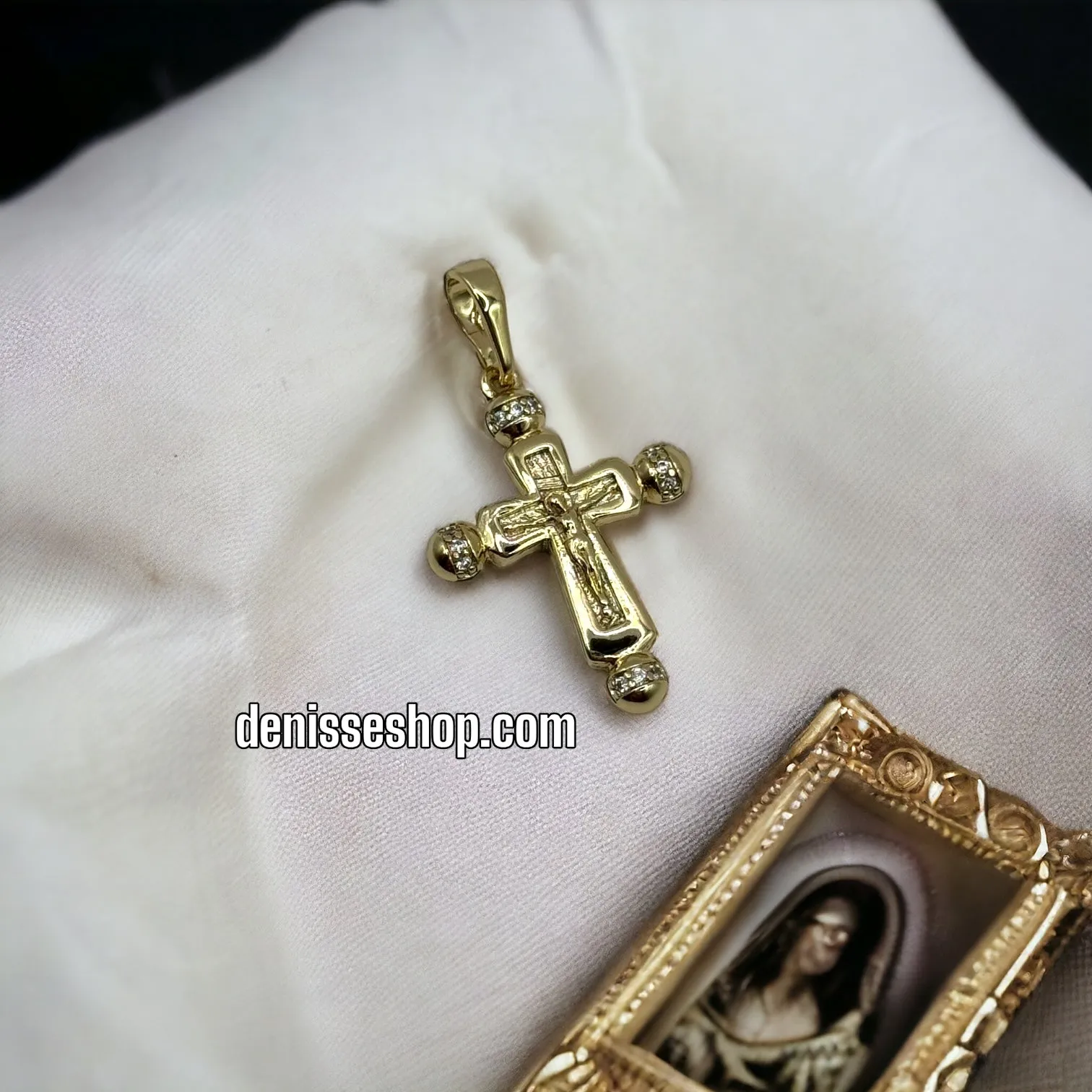 14K CRUCIFIX PENDANT P297