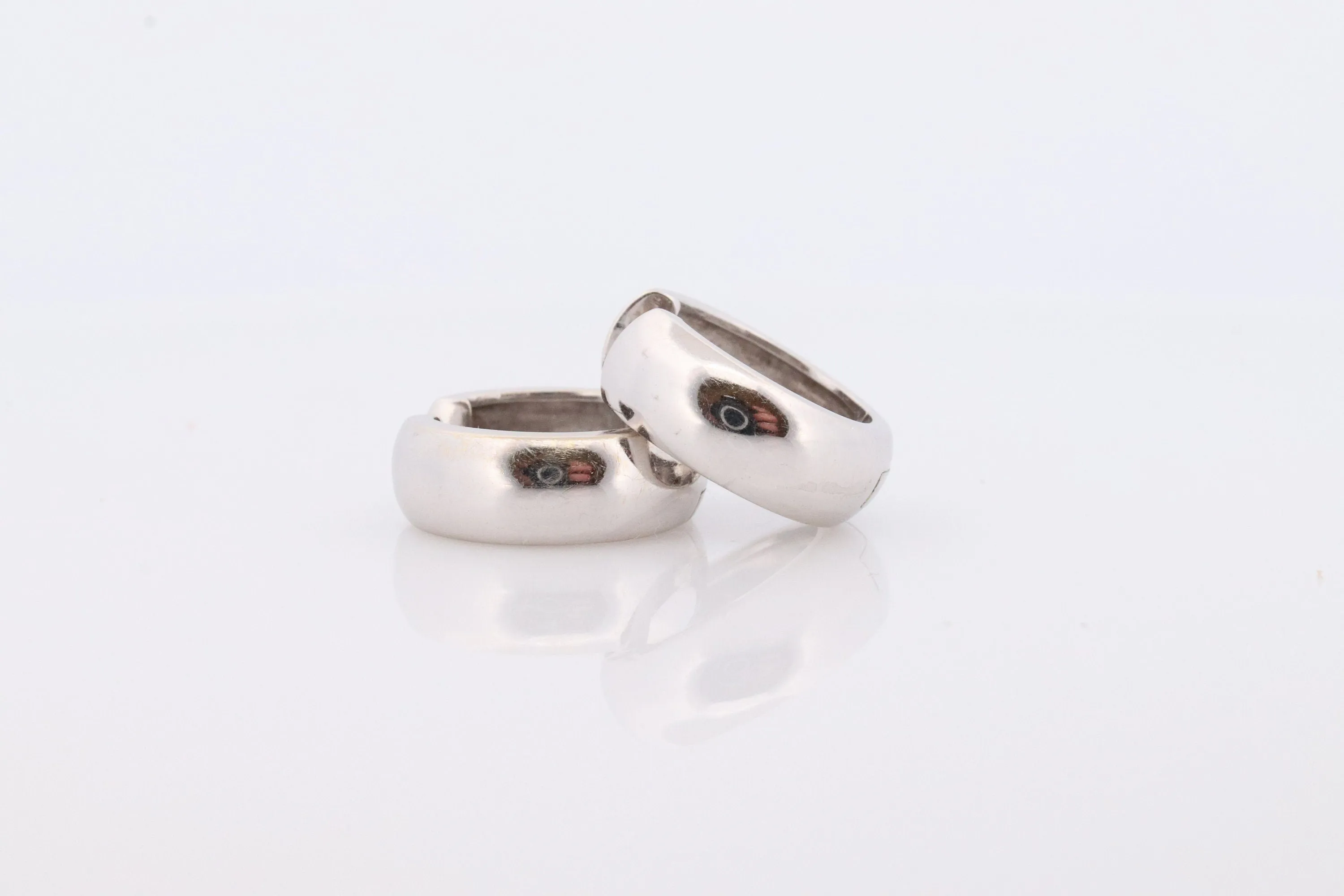 14k Gold Rounded HOOP Earrings. Heavy 6.8g Hoop Gloss earrings. Huggies Wide Polished White Gold Earrings. Huggie Hinged Earrings.
