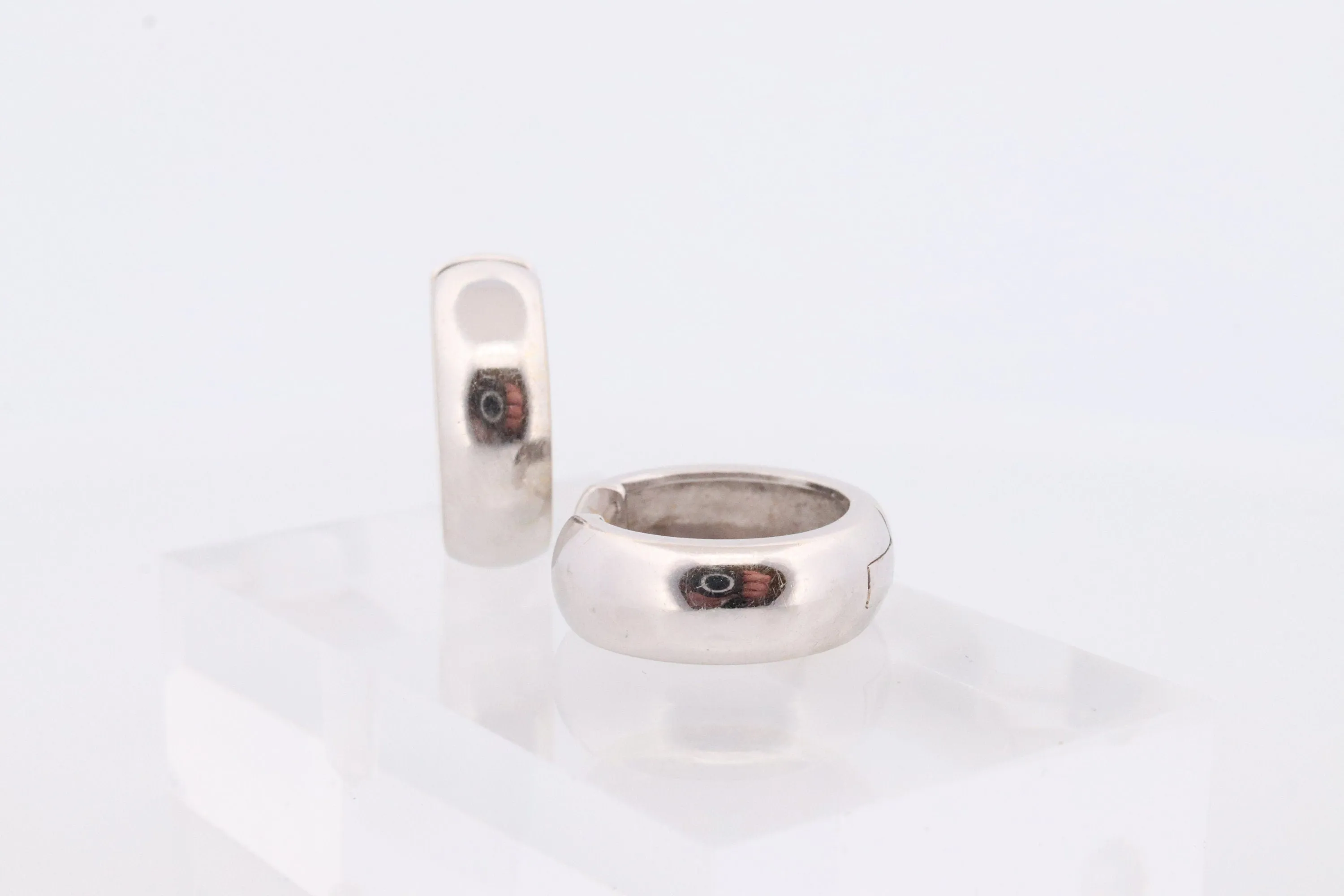 14k Gold Rounded HOOP Earrings. Heavy 6.8g Hoop Gloss earrings. Huggies Wide Polished White Gold Earrings. Huggie Hinged Earrings.