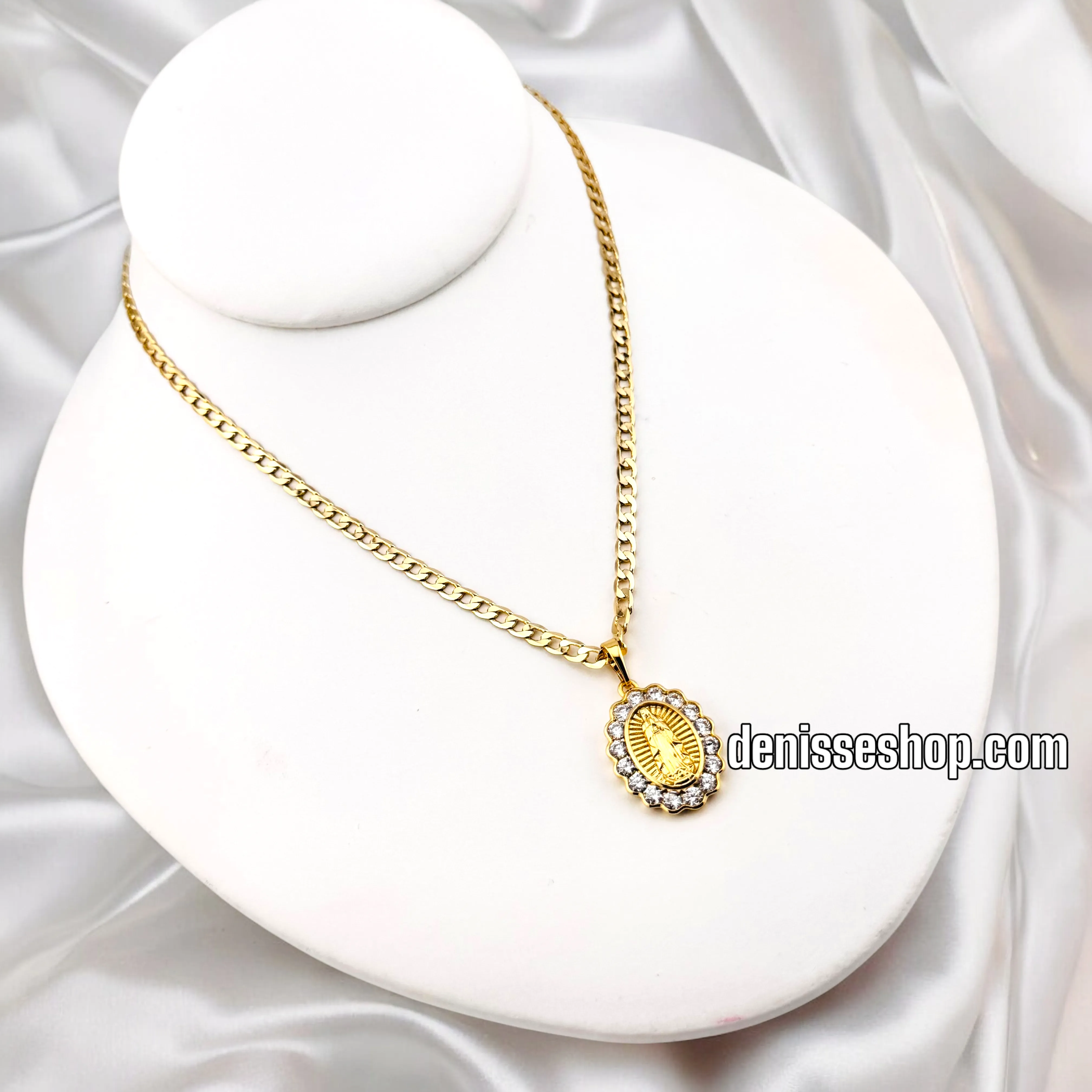 14K WOMAN/GIRL VIRGIN MARY PENDANT P613