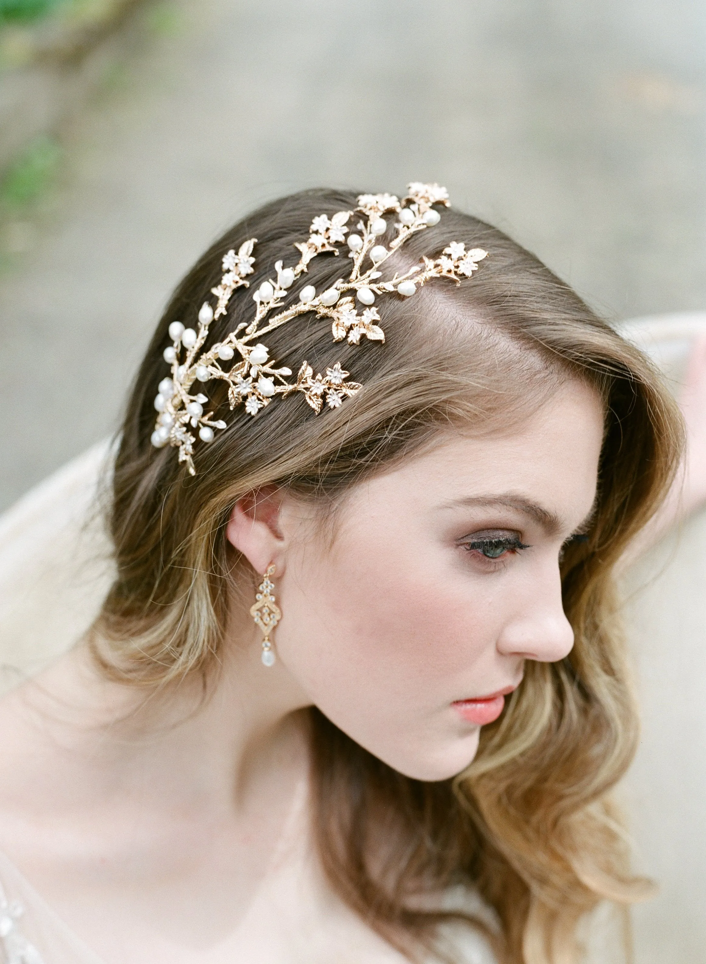 AURELIE Silver Earrings and Necklace