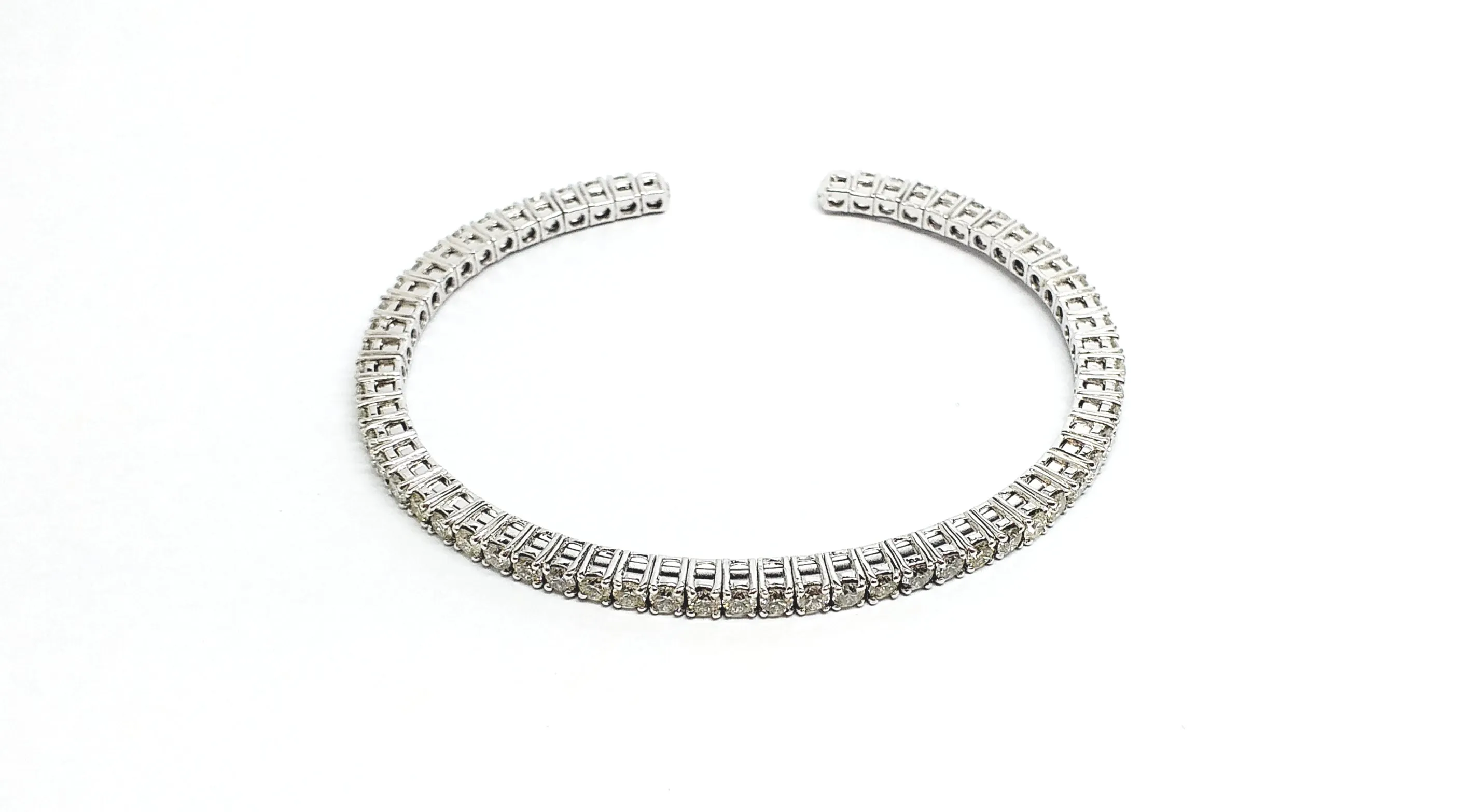 Diamond Open Bar Flex White Gold Bangle