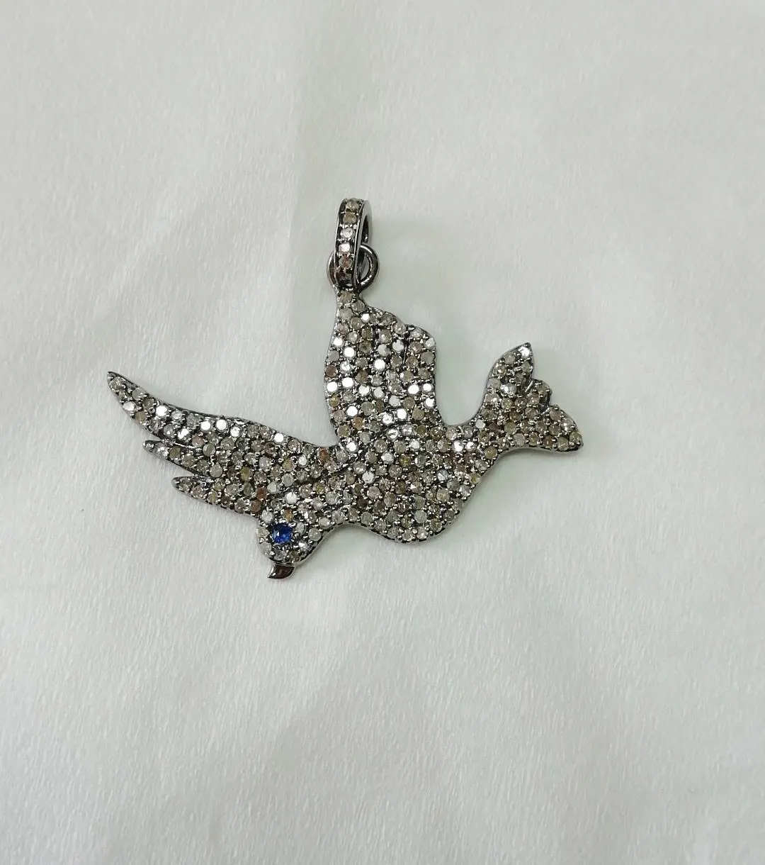 Elegant Birds Diamond Pendant