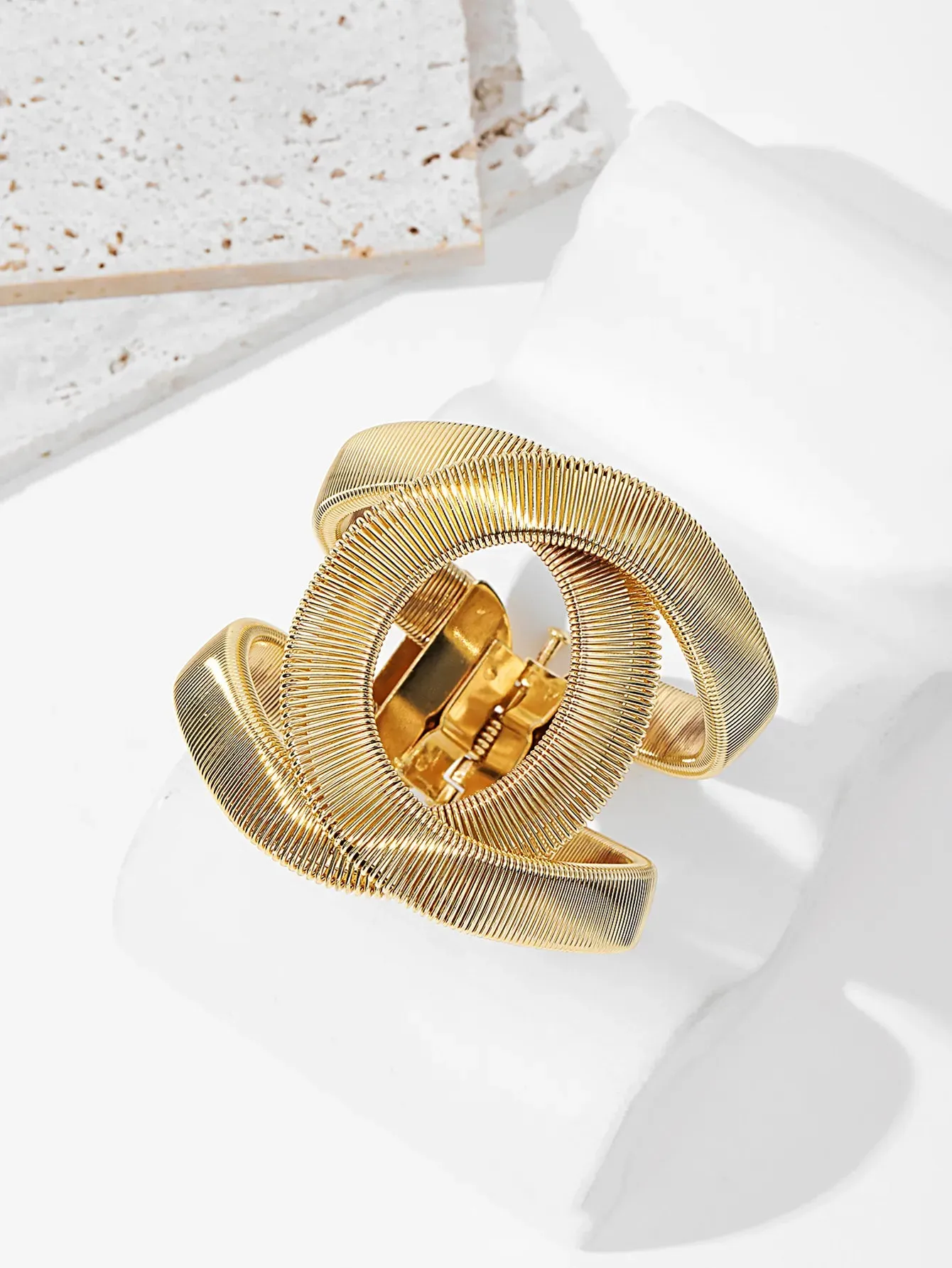 Fashion Designer Jewelry Elegent Alloy Wide Spring Cuff Bracelet Bangles