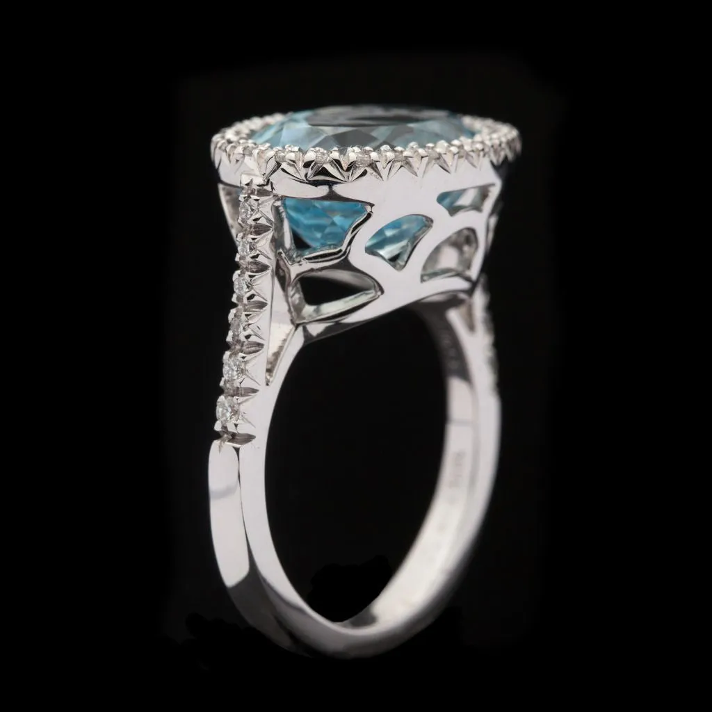 Favero Aquamarine & Diamond Ring