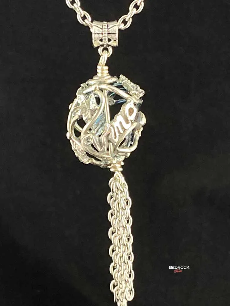 Gorgeous Hollow Silver Vine Pendant