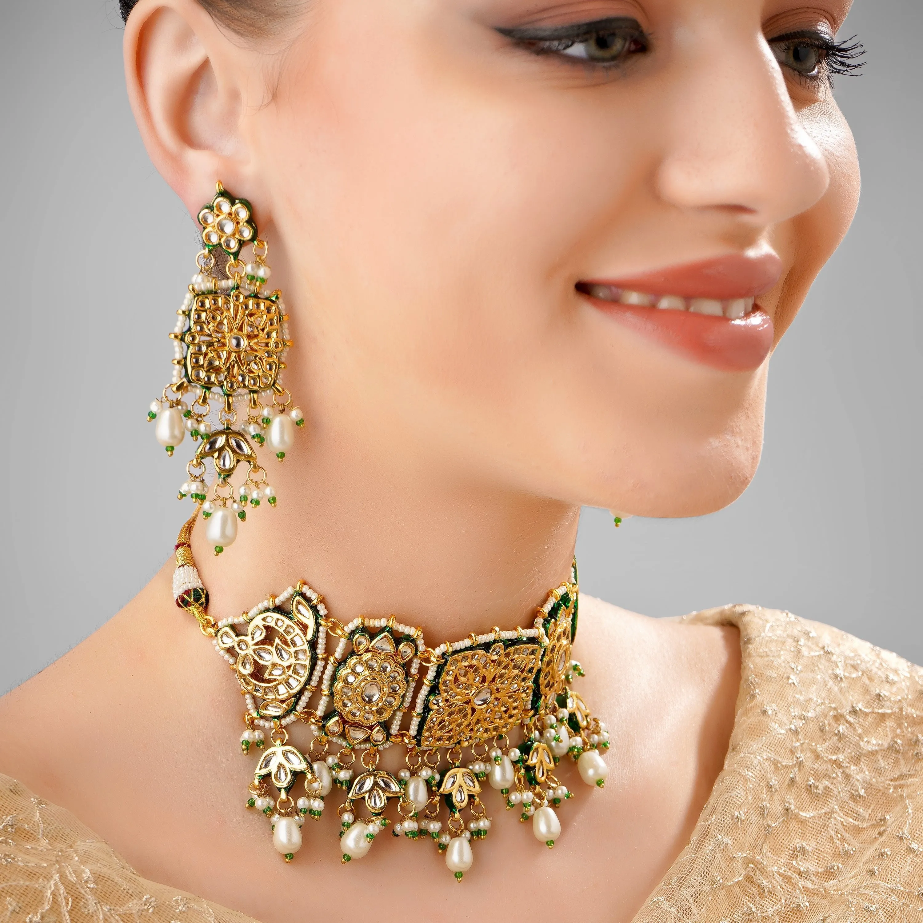 KUNDAN POLKI & MEENAKARI PEARL CHOKER SET