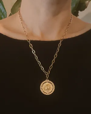 Regal Medallion Necklace - Gold