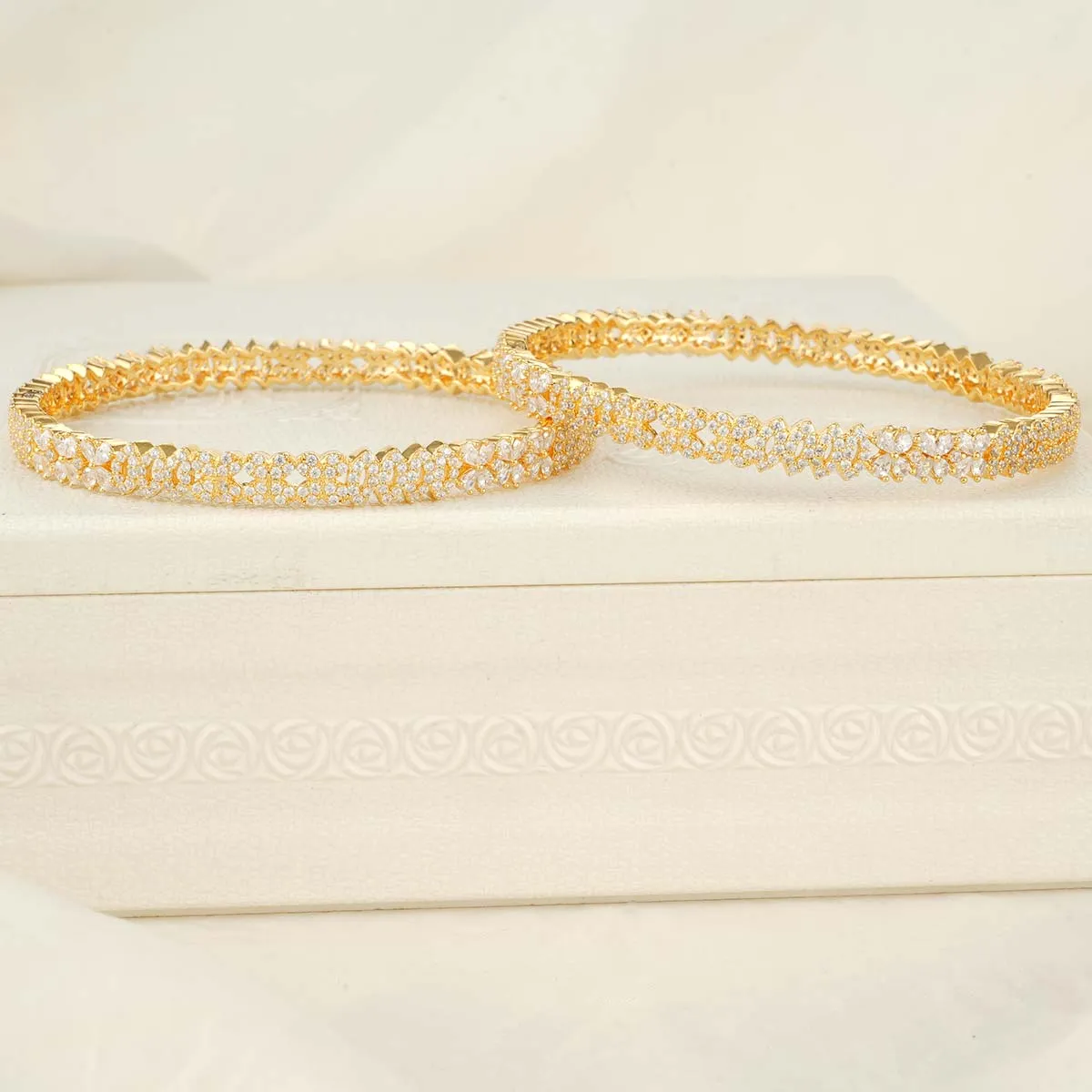 Rekshina Stone Pair Bangles