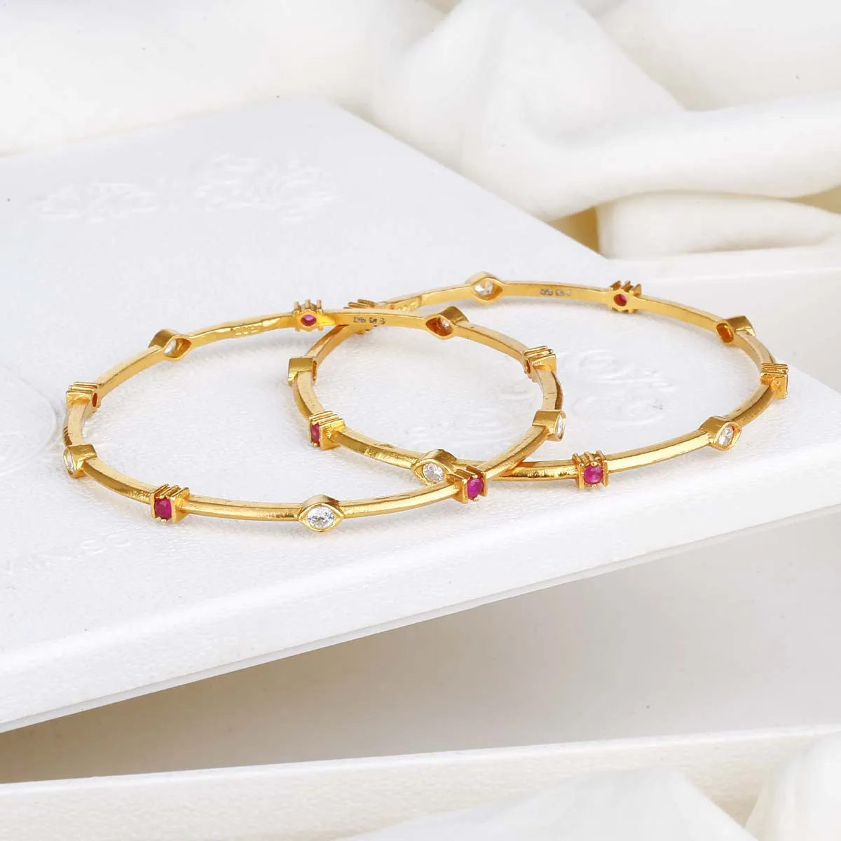 Reyansi Pair Bangles