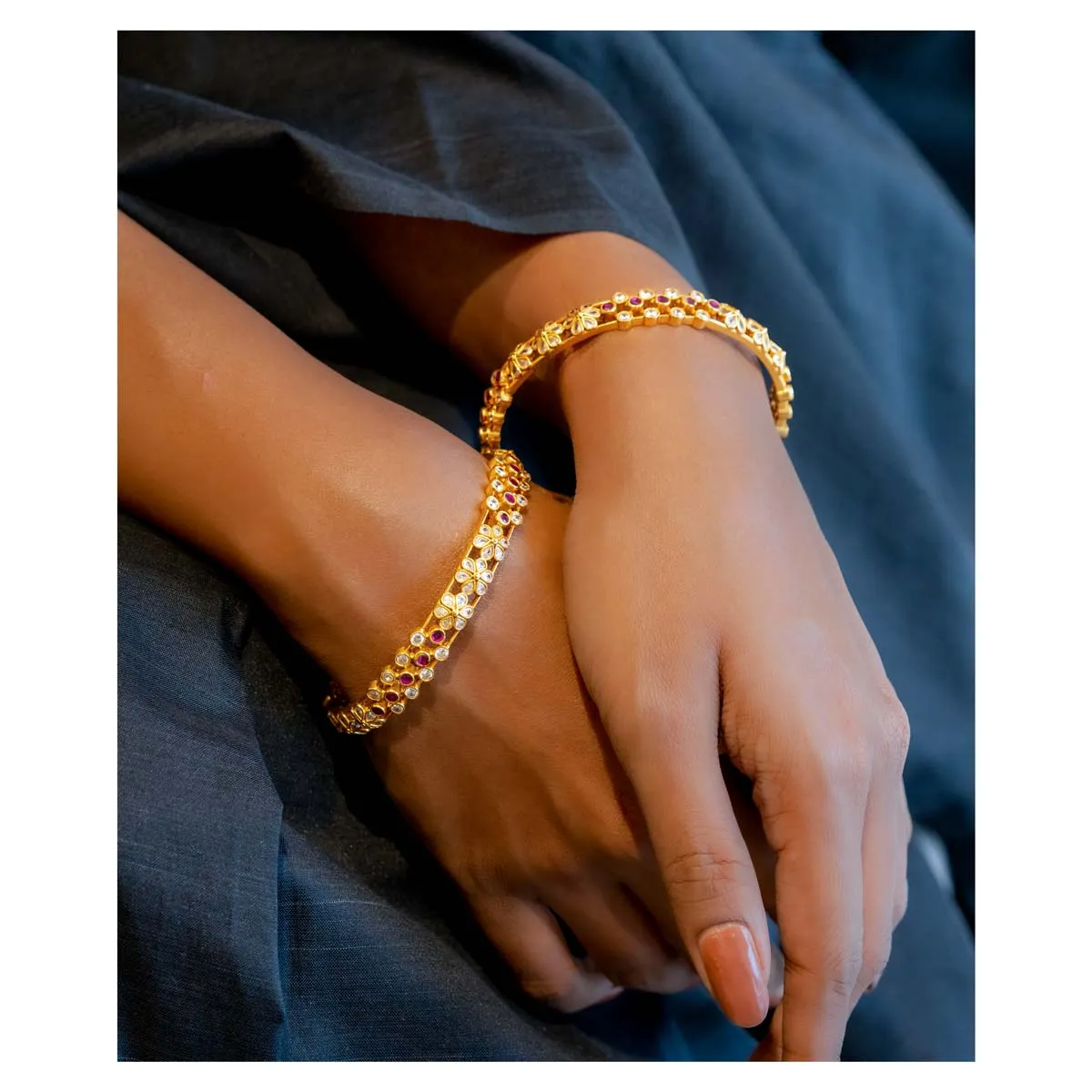 Sobha Stone Pair Bangle