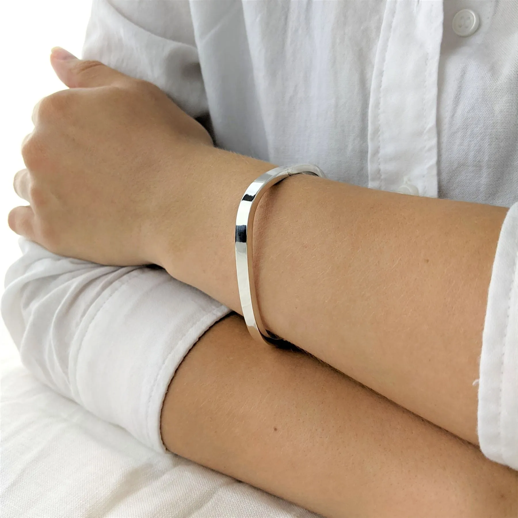 Sterling Silver Square Hinged Bangle With Safety Chain - Elegant Bracelet