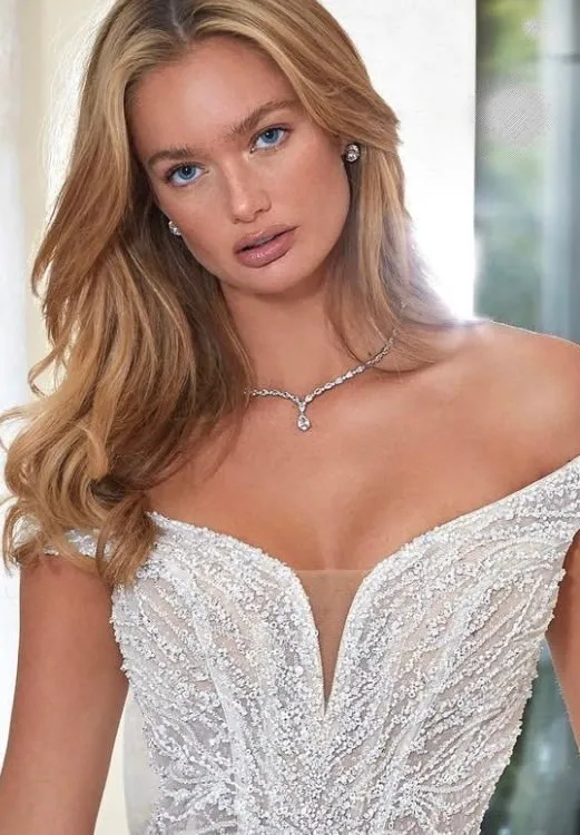 TAYLOR Simulated Diamond Bridal Necklace