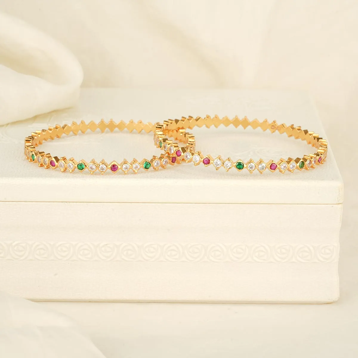 Vijitha Stone Pair Bangle